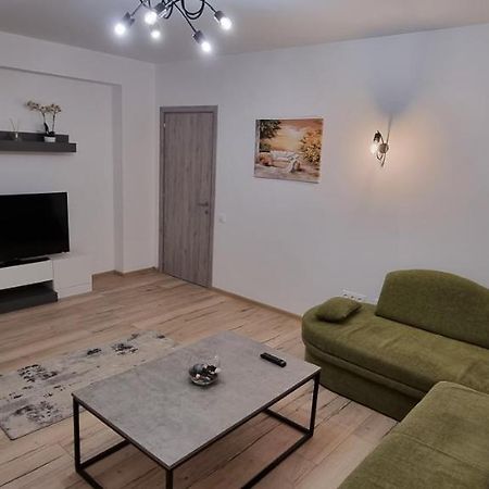 Ap Moden 3 Braşov Exterior foto